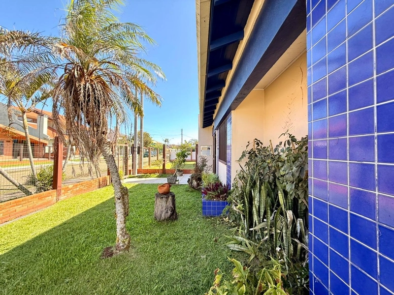 Casa 3 dormitórios próxima ao mar e ao comércio: 6ª foto da galeria de imagens do imóvel