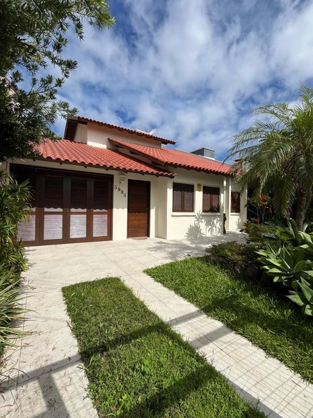 Linda casa de 4 dormitórios com piscina.: 18ª foto da galeria de imagens do imóvel