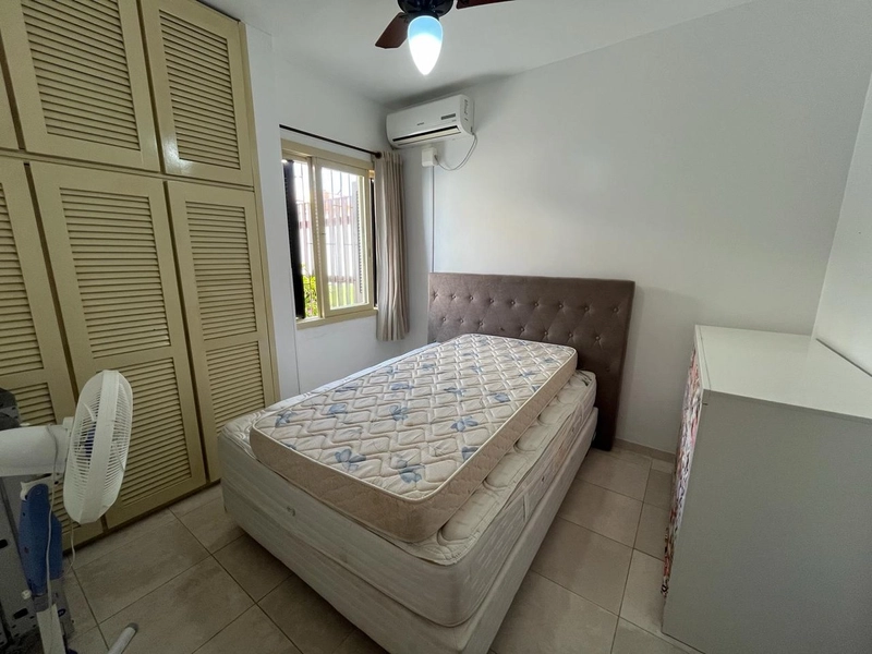 Linda casa de 4 dormitórios com piscina.: 23ª foto da galeria de imagens do imóvel