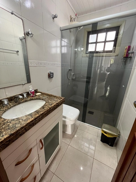 Linda casa de 4 dormitórios com piscina.: 12ª foto da galeria de imagens do imóvel