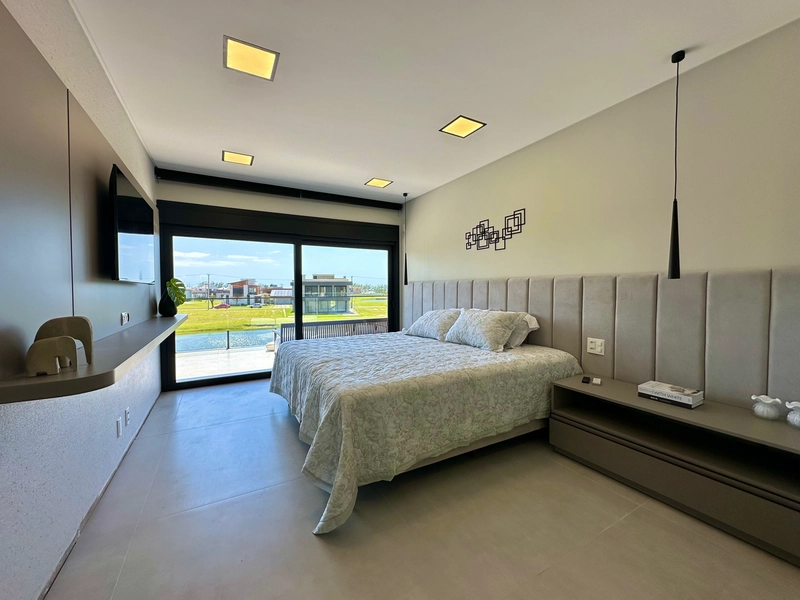 ARQUITETURA CONTEMPORÂNEA COM VISTA PERMANENTE PARA O LAGO: 11ª foto da galeria de imagens do imóvel