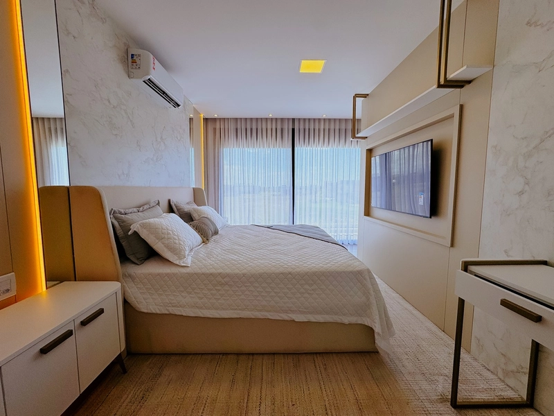 ARQUITETURA CONTEMPORÂNEA COM VISTA PRIVILEGIADA PARA O LAGO: 3ª foto da galeria de imagens do imóvel