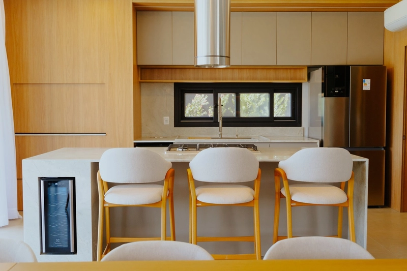 ARQUITETURA CONTEMPORÂNEA COM VISTA PRIVILEGIADA PARA O LAGO: 10ª foto da galeria de imagens do imóvel