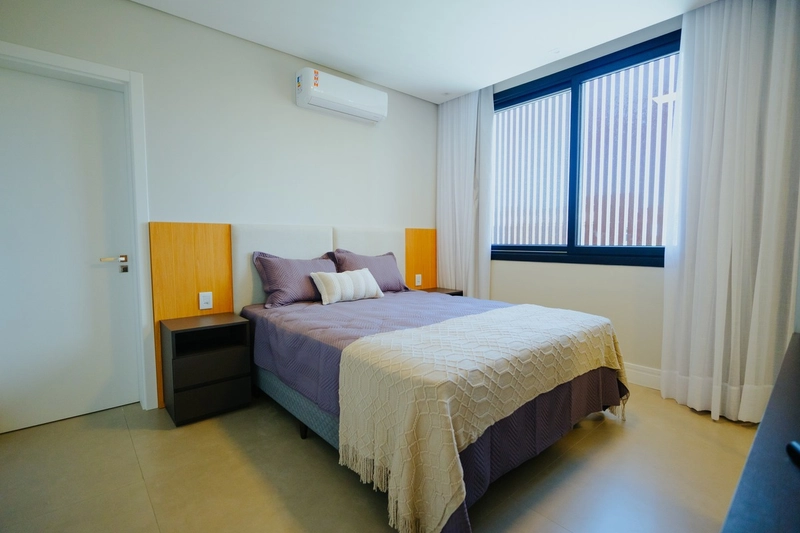 ARQUITETURA CONTEMPORÂNEA COM VISTA PRIVILEGIADA PARA O LAGO: 16ª foto da galeria de imagens do imóvel