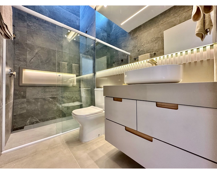 EXCLUSIVIDADE FRENTE MAR COM 5 SUÍTES: 4ª foto da galeria de imagens do imóvel