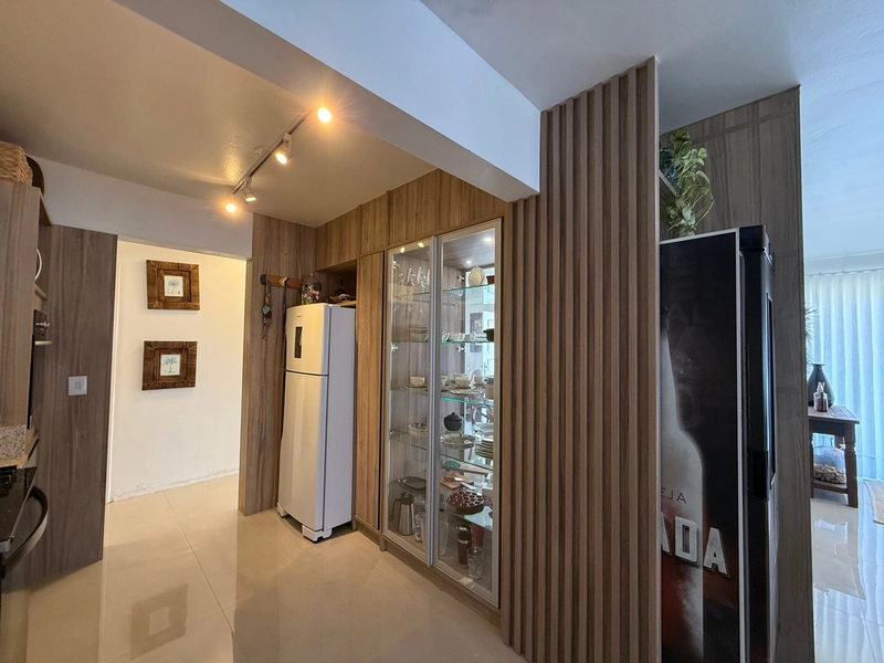 CASA COM AMPLO TERRENO NO VILLAGE: 6ª foto da galeria de imagens do imóvel