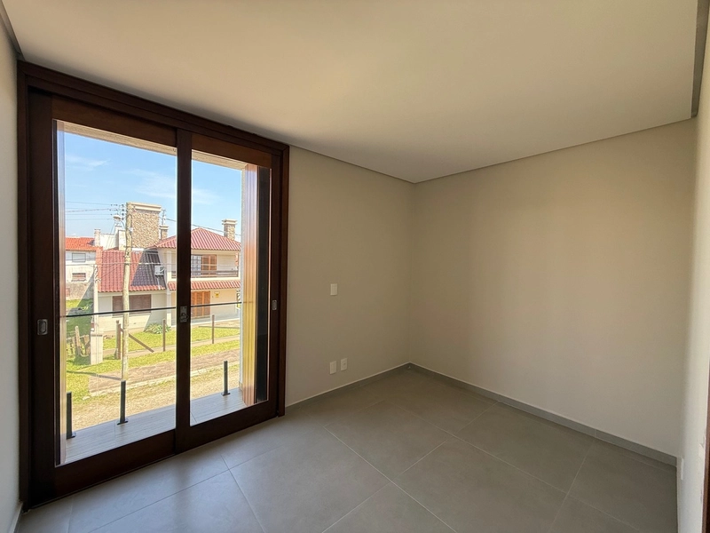 SOBRADO DE ESQUINA COM 4 SUÍTES E VISTA PARA O MAR: 16ª foto da galeria de imagens do imóvel