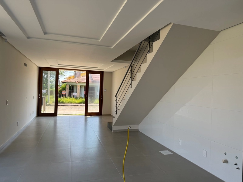 SOBRADO DE ESQUINA COM 4 SUÍTES E VISTA PARA O MAR: 7ª foto da galeria de imagens do imóvel