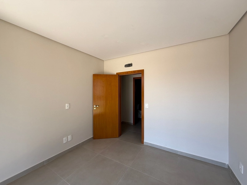 SOBRADO CONTEMPORÂNEO COM SACADA E VISTA PARA O MAR: 25ª foto da galeria de imagens do imóvel