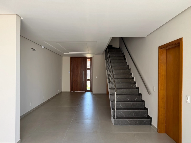 SOBRADO CONTEMPORÂNEO COM SACADA E VISTA PARA O MAR: 20ª foto da galeria de imagens do imóvel