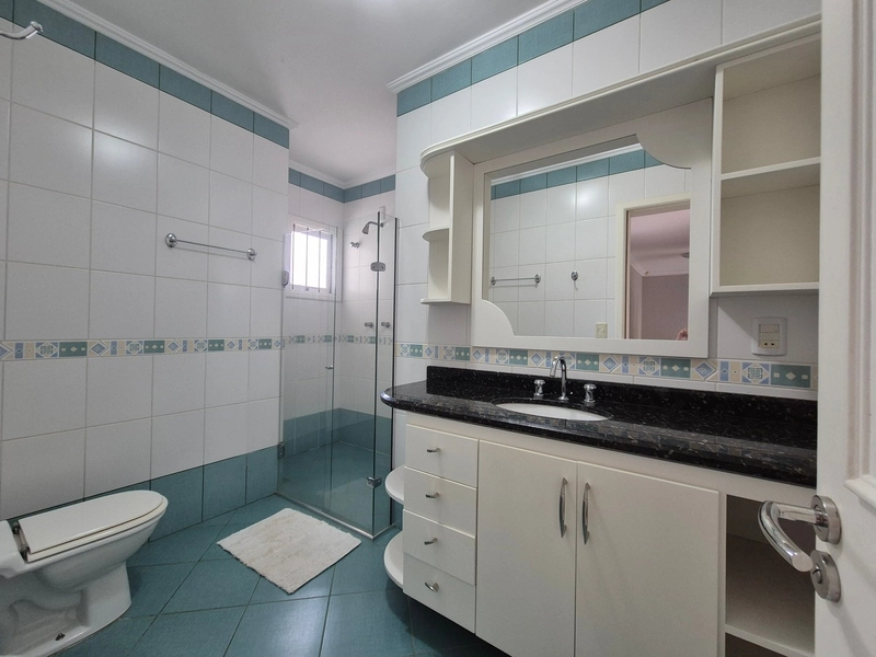 CASA COM AMPLO ESPAÇO GOURMET E PÁTIO COM PISCINA: 38ª foto da galeria de imagens do imóvel