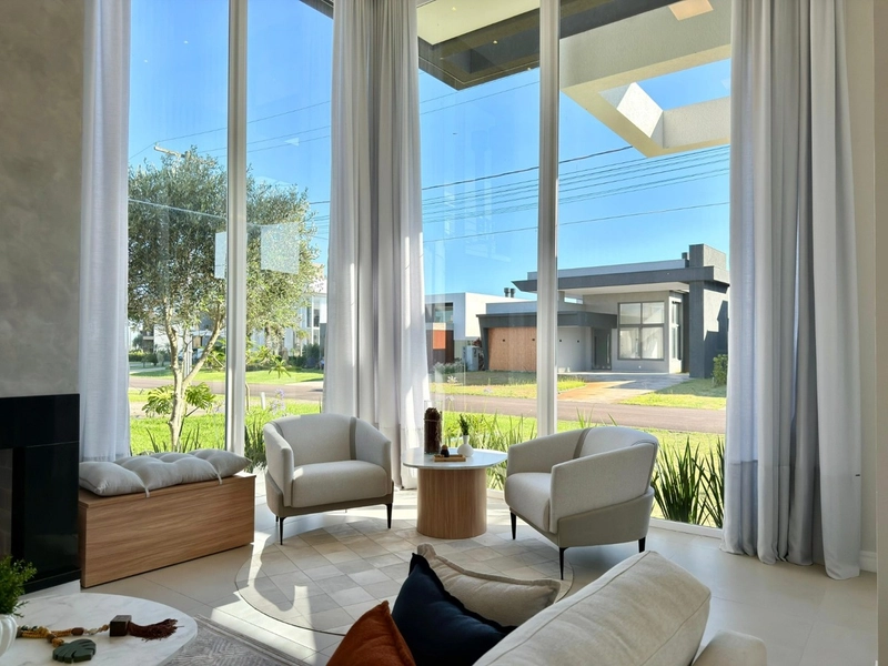 CASA COM 04 SUÍTES, MOBILIADA E COM LAZER INTEGRADO: 5ª foto da galeria de imagens do imóvel