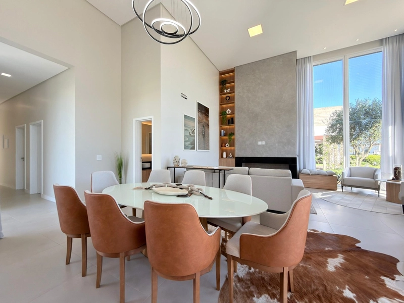 CASA COM 04 SUÍTES, MOBILIADA E COM LAZER INTEGRADO: 3ª foto da galeria de imagens do imóvel