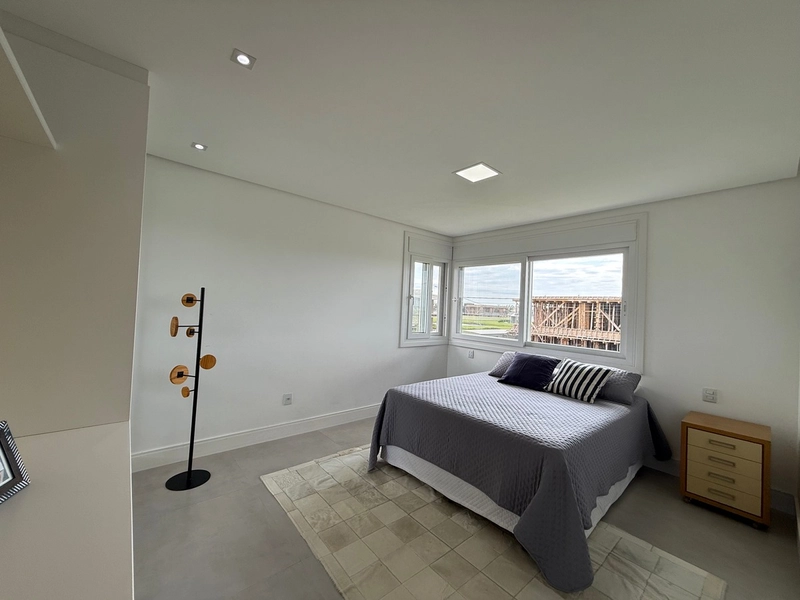 CASA DE ALTO PADRÃO COM 05 SUÍTES: 28ª foto da galeria de imagens do imóvel