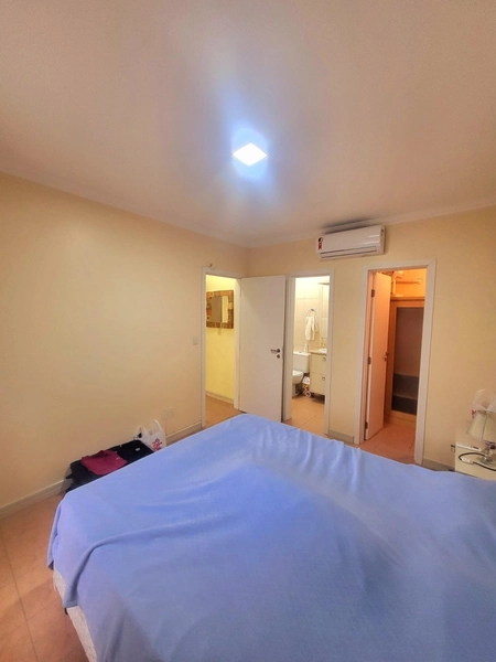 SOBRADO MOBILIADO COM PÁTIO E VARANDA A POUCOS METROS DO MAR: 19ª foto da galeria de imagens do imóvel