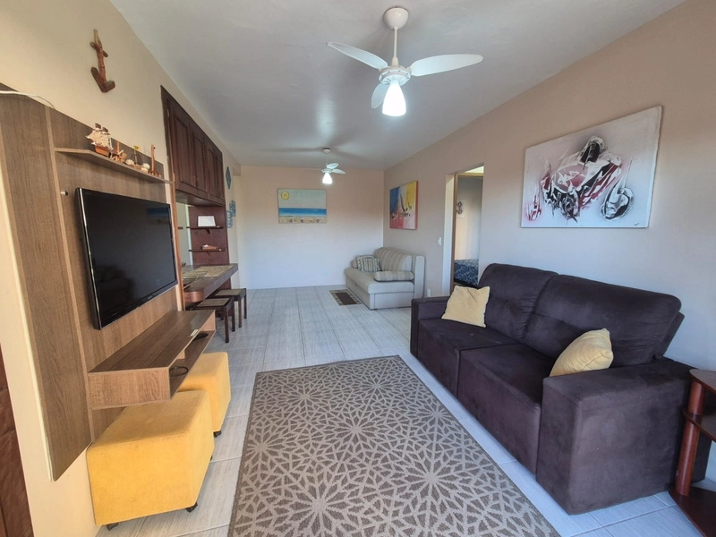 APARTAMENTO TÉRREO COM EXCELENTE POSIÇÃO SOLAR: 1ª foto da galeria de imagens do imóvel