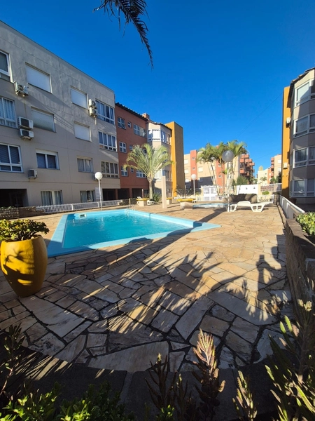 APARTAMENTO MOBILIADO COM SACADA E EXCELENTE POSIÇÃO SOLAR: 13ª foto da galeria de imagens do imóvel