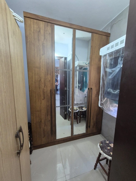 APARTAMENTO MOBILIADO COM SACADA E EXCELENTE POSIÇÃO SOLAR: 11ª foto da galeria de imagens do imóvel