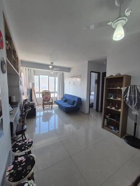 APARTAMENTO MOBILIADO COM SACADA E EXCELENTE POSIÇÃO SOLAR: 7ª foto da galeria de imagens do imóvel