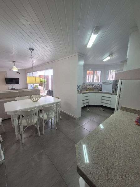CASA COM ÁREA GOURMET INTEGRADA E PÁTIO COM PISCINA: 14ª foto da galeria de imagens do imóvel