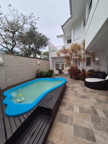 CASA COM ÁREA GOURMET INTEGRADA E PÁTIO COM PISCINA: 5ª foto da galeria de imagens do imóvel