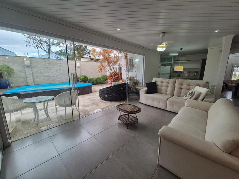 CASA COM ÁREA GOURMET INTEGRADA E PÁTIO COM PISCINA: 7ª foto da galeria de imagens do imóvel