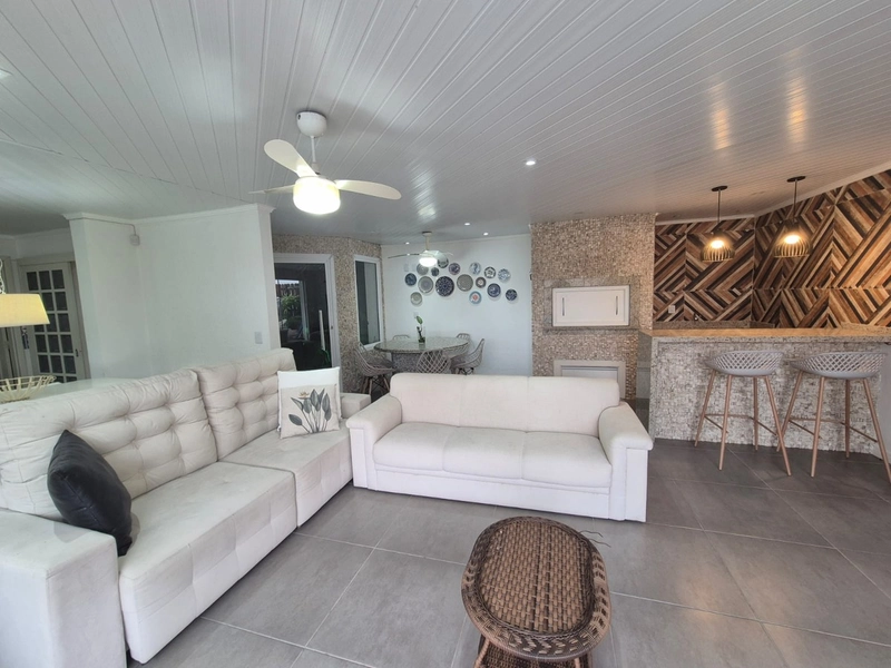CASA COM ÁREA GOURMET INTEGRADA E PÁTIO COM PISCINA: 9ª foto da galeria de imagens do imóvel