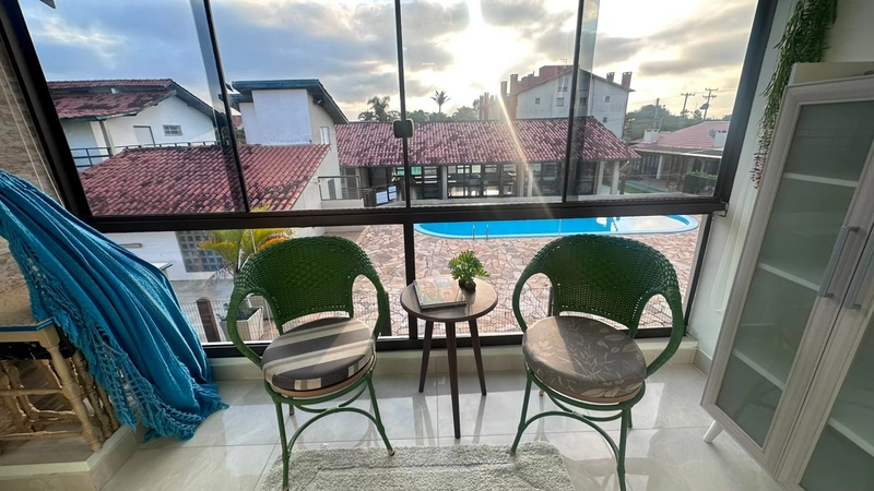 Apartamento mobiliado com vista para piscina: 6ª foto da galeria de imagens do imóvel