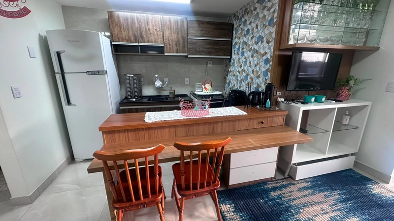 Apartamento mobiliado com vista para piscina: 7ª foto da galeria de imagens do imóvel
