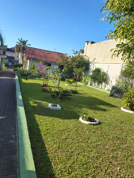 SOBRADO COMPLETO EM REGIÃO TRANQUILA: 2ª foto da galeria de imagens do imóvel