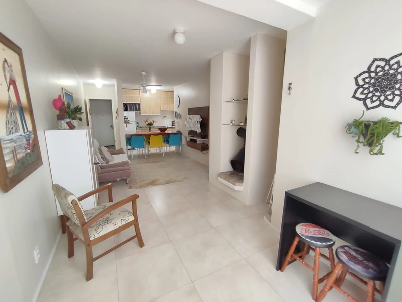 CONFORTO E FUNCIONALIDADE EM UM APARTAMENTO COMPLETO: 2ª foto da galeria de imagens do imóvel
