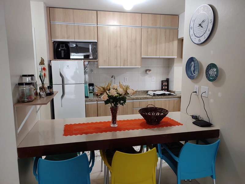 CONFORTO E FUNCIONALIDADE EM UM APARTAMENTO COMPLETO: 3ª foto da galeria de imagens do imóvel