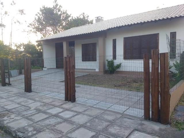 Casa 03 dormitórios!