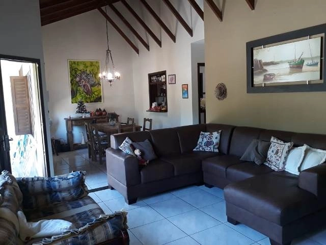 Casa 03 dormitórios!: 3ª foto da galeria de imagens do imóvel