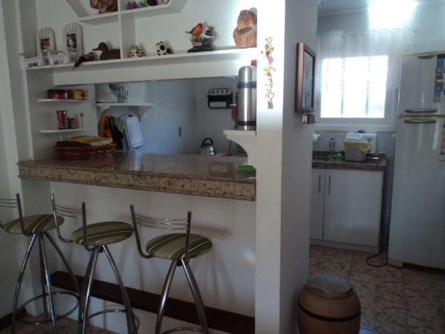 Casa 03 dormitórios, sendo 01 suite!: 4ª foto da galeria de imagens do imóvel