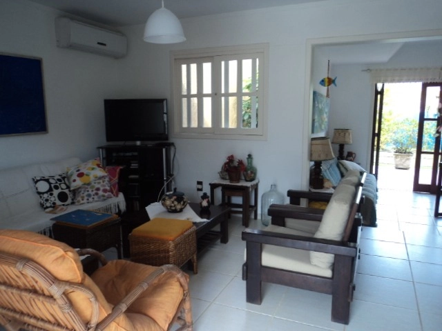 Casa 03 dormitórios, sendo 01 suíte!: 2ª foto da galeria de imagens do imóvel