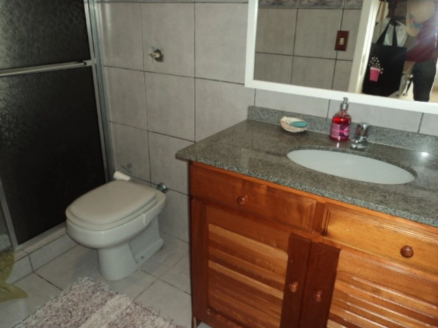 Casa 03 dormitórios, sendo 01 suíte!: 9ª foto da galeria de imagens do imóvel