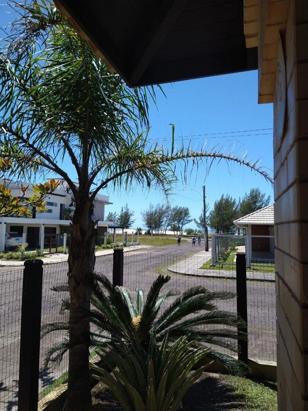 Casa 04 dormitórios, sendo 01 suíte!: 9ª foto da galeria de imagens do imóvel