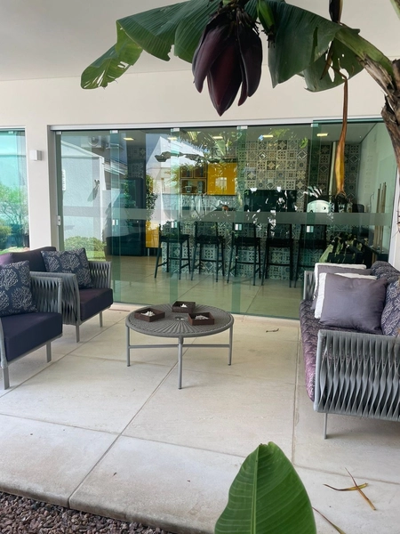 Casa de 6 dormitórios