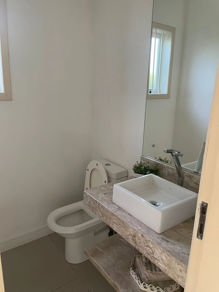 Casa de 6 dormitórios: 47ª foto da galeria de imagens do imóvel