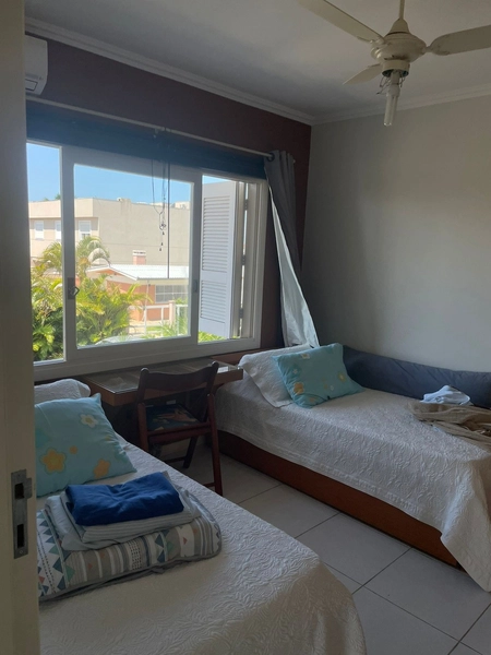 Casa de 6 dormitórios: 10ª foto da galeria de imagens do imóvel