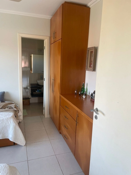 Casa de 6 dormitórios: 12ª foto da galeria de imagens do imóvel