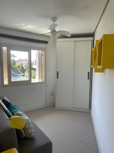 Casa de 6 dormitórios: 31ª foto da galeria de imagens do imóvel