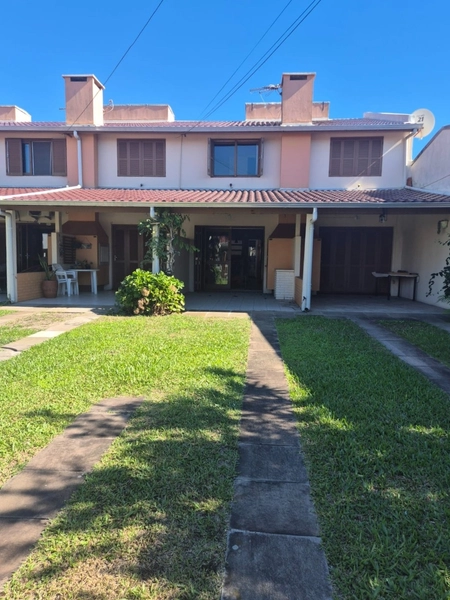 SOBRADO PRONTO PARA MORAR COM ÓTIMA LOCALIZAÇÃO: 2ª foto da galeria de imagens do imóvel