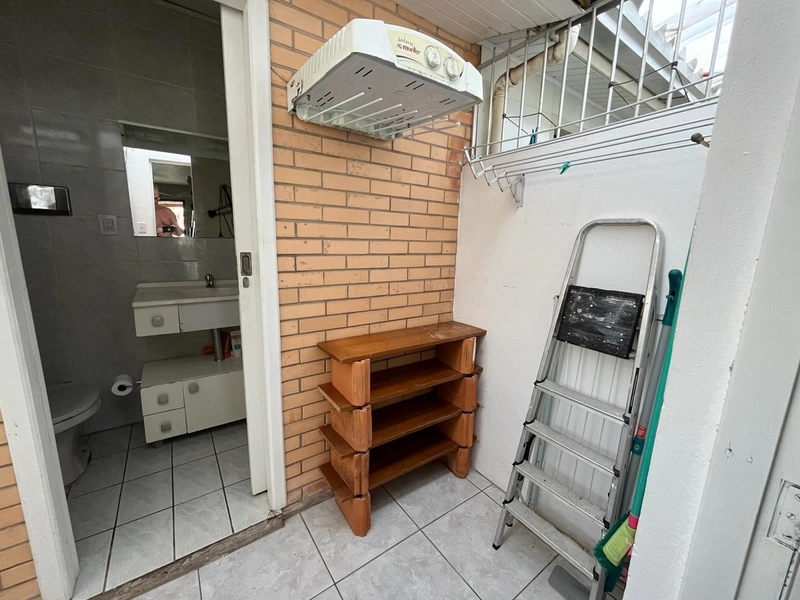 Sobrado 2 dormitórios bem localizado