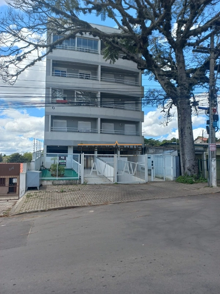 Apartamento enorme com 3 dormitórios sendo 1 suíte, sacada.: 1ª foto da galeria de imagens do imóvel