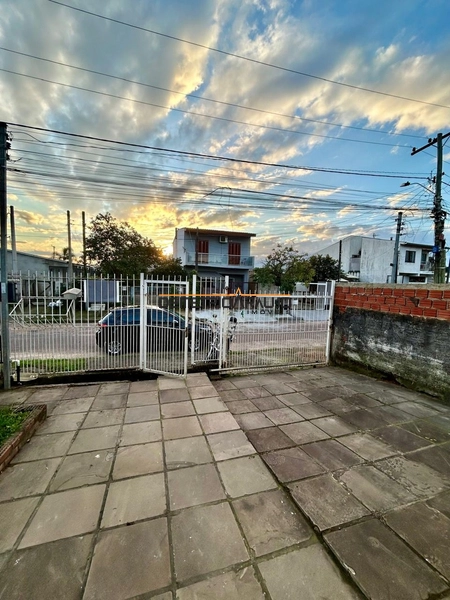 CASA 2 DORMITORIOS - VAGA PARA 2 CARROS - CHURRASQUEIRA: 13ª foto da galeria de imagens do imóvel