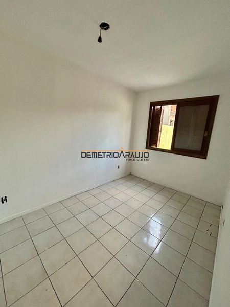 CASA 2 DORMITORIOS - VAGA PARA 2 CARROS - CHURRASQUEIRA: 6ª foto da galeria de imagens do imóvel