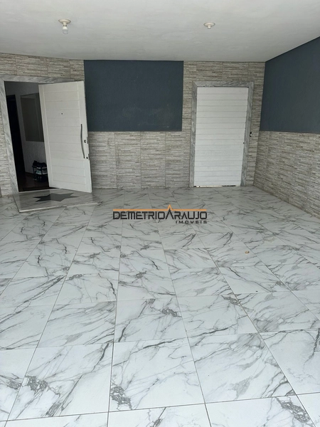 CASA AMPLA COM PISCINA PRÓXIMO AO CENTRO DE ALVORADA: 3ª foto da galeria de imagens do imóvel