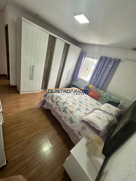 CASA AMPLA COM PISCINA PRÓXIMO AO CENTRO DE ALVORADA: 14ª foto da galeria de imagens do imóvel